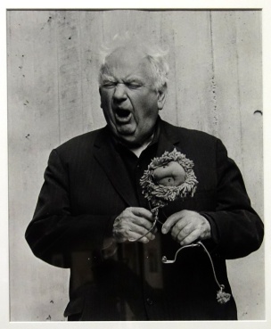 Alexander Calder rugissant, par Marvin W. Schwartz, en 1971